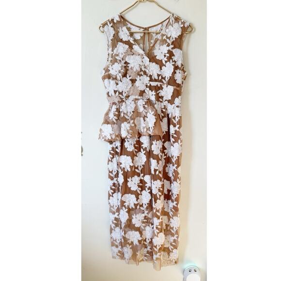 NWT Tracy Reese White Floral Embroidered Half Peplum Dress 10 - Picture 4 of 12